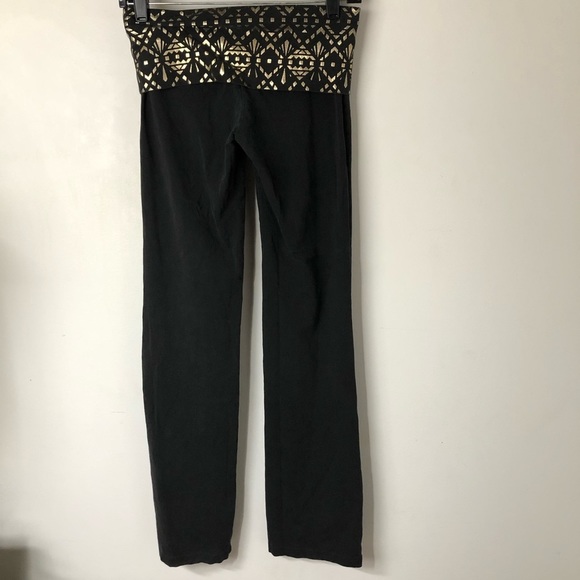 PINK by VICTORIA SECRET Black Yoga Pants Size XS - Picture 3 of 4